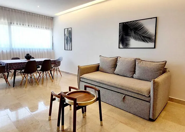 Next To The Beautiful 2 Bedroom Apartment